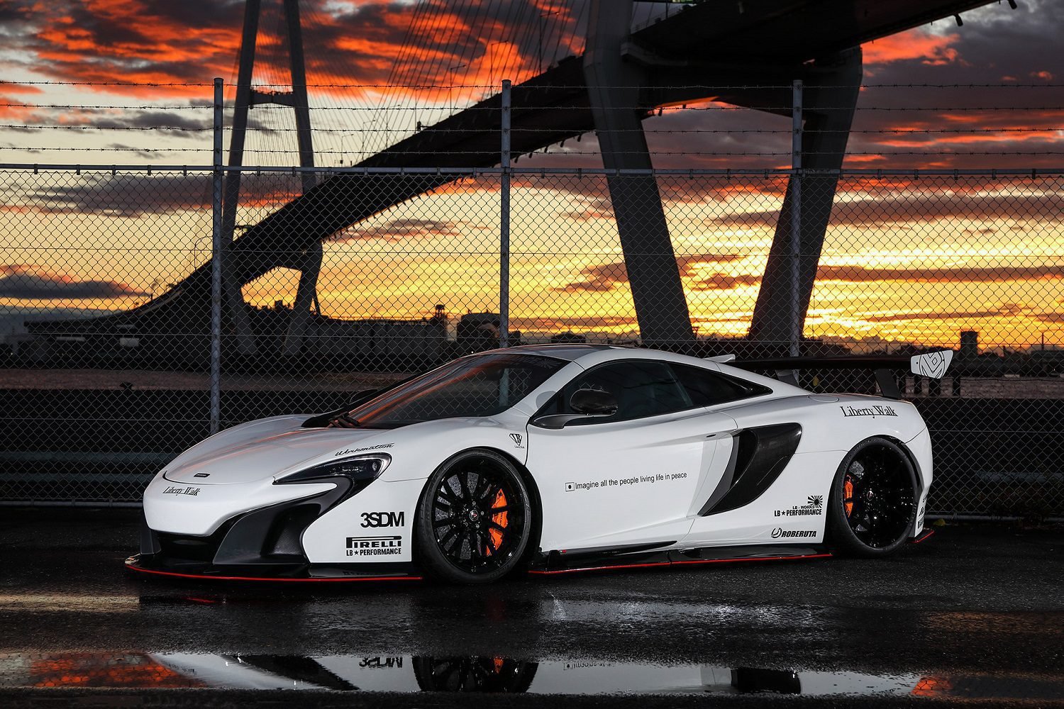 Liberty Walk LB★PERFORMANCE Front Bumper w/ Diffuser for McLaren 12C & 650S