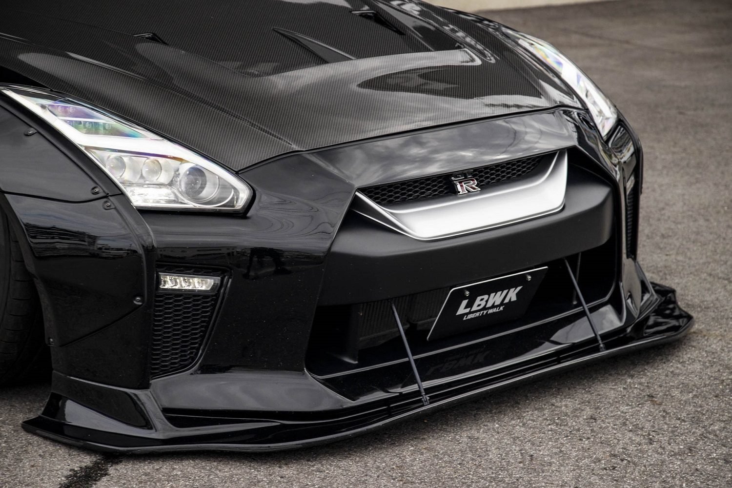 Liberty Walk LB-WORKS Type-1.5 Front Bumper for R35 Nissan GT-R