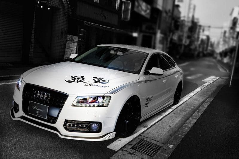 Rowen FRP Front Bumper with LED for Audi A5 Sportback [8K]