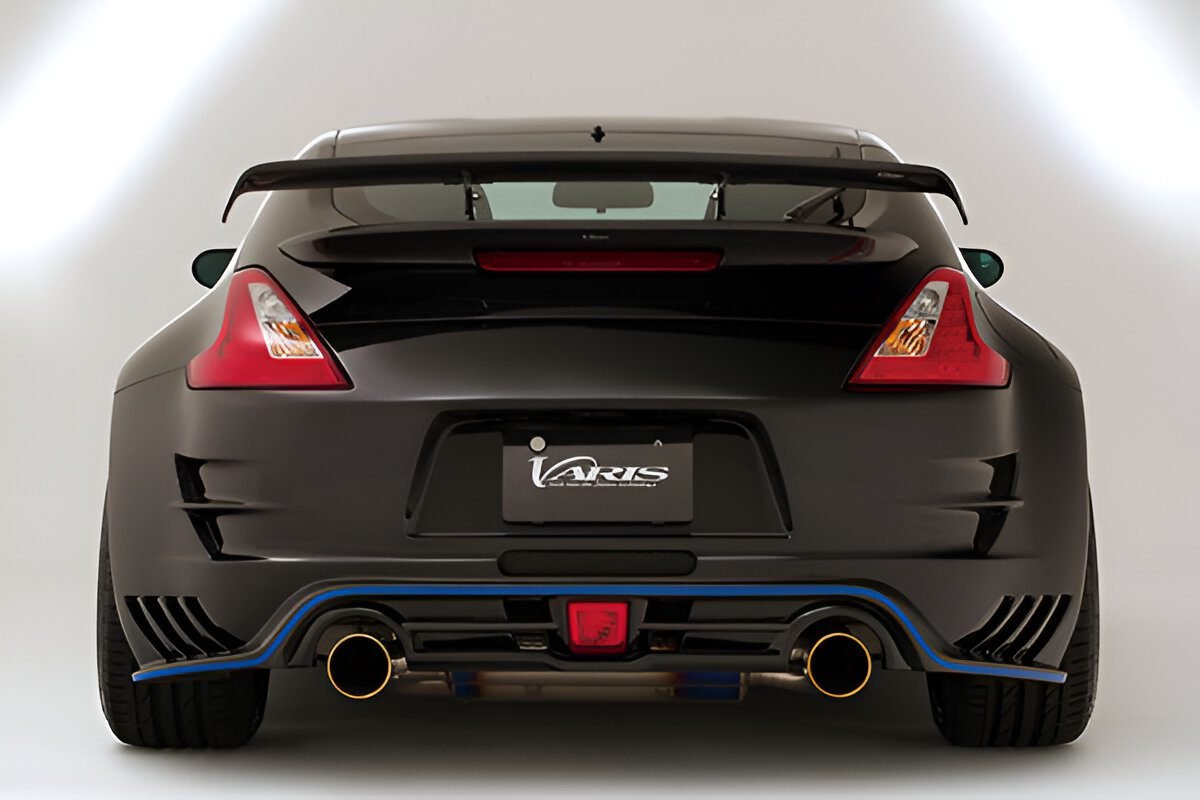 Varis ARISING-II Rear Bumper for Z34 Nissan 370Z [VANI-101/VANI-102]