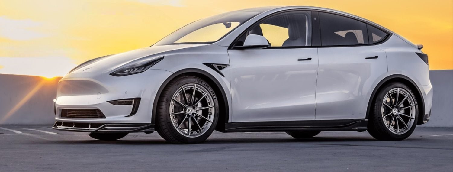 Vorsteiner Carbon Aero Kit w/ FREE Flow Forged X VFX-001 Wheel Set for Tesla Model Y (pre-facelift)