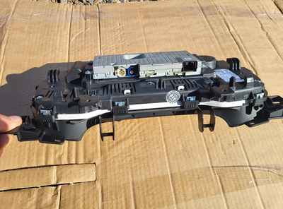 BMW Live Cockpit Professional – Genuine Mercedes-Benz Parts