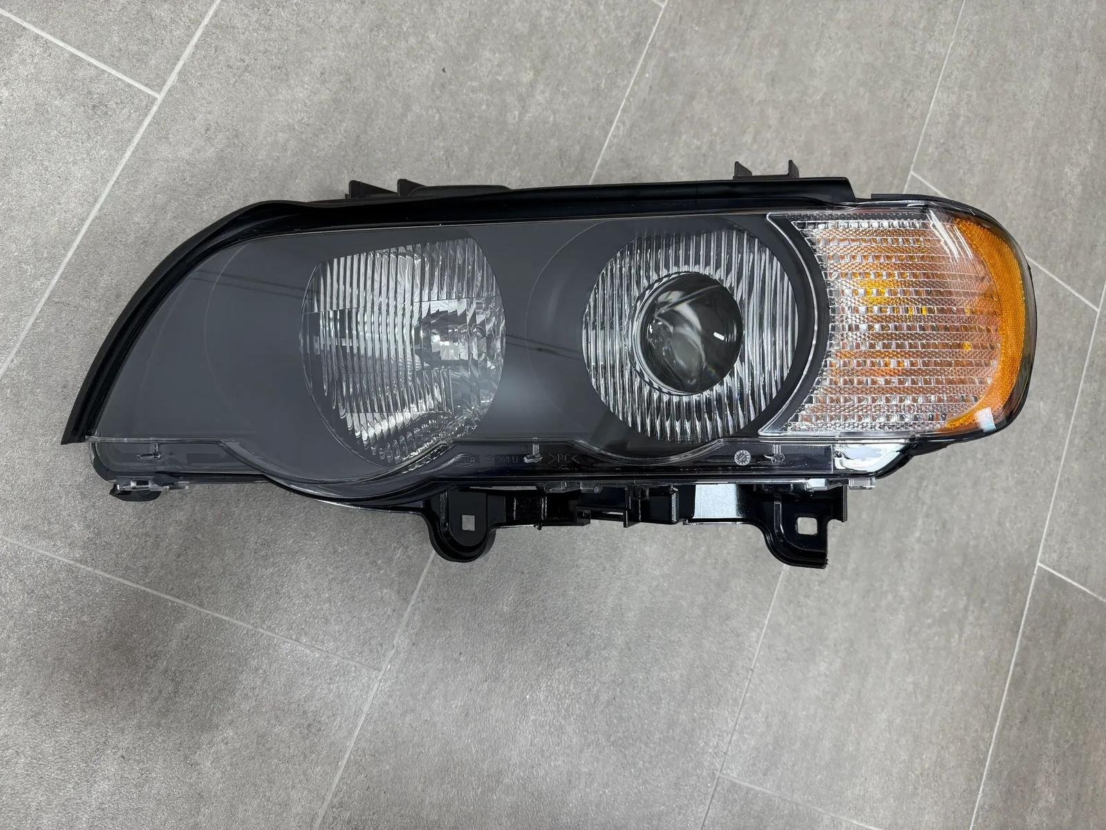 BMW X5 E53 Xenon Headlight Left – Genuine Mercedes-Benz Parts
