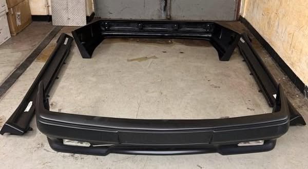 Genuine AMG W124 Gen 1 Body Kit – Genuine Mercedes-Benz Parts