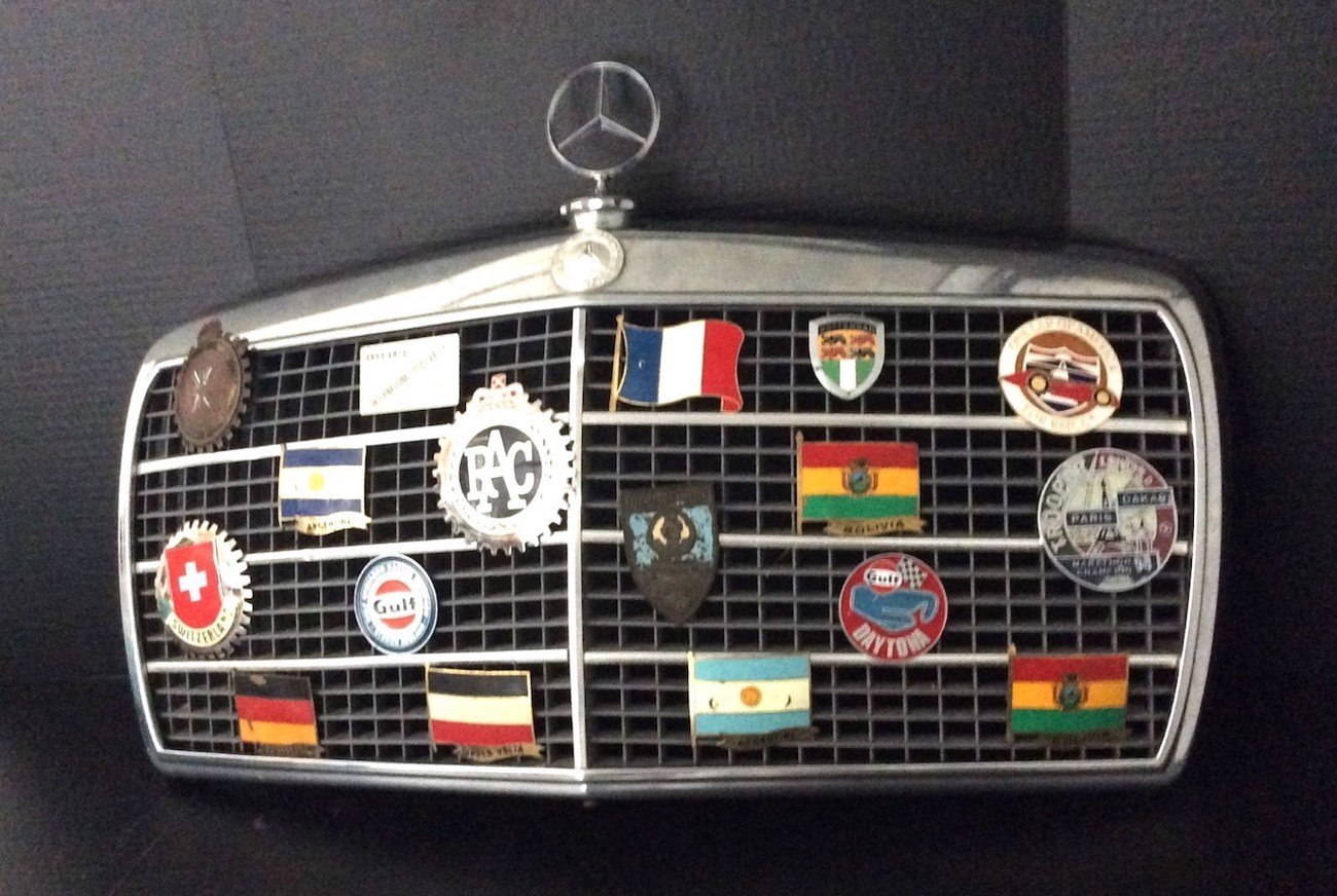 Historic 17-Badge Collection – Genuine Mercedes-Benz Parts