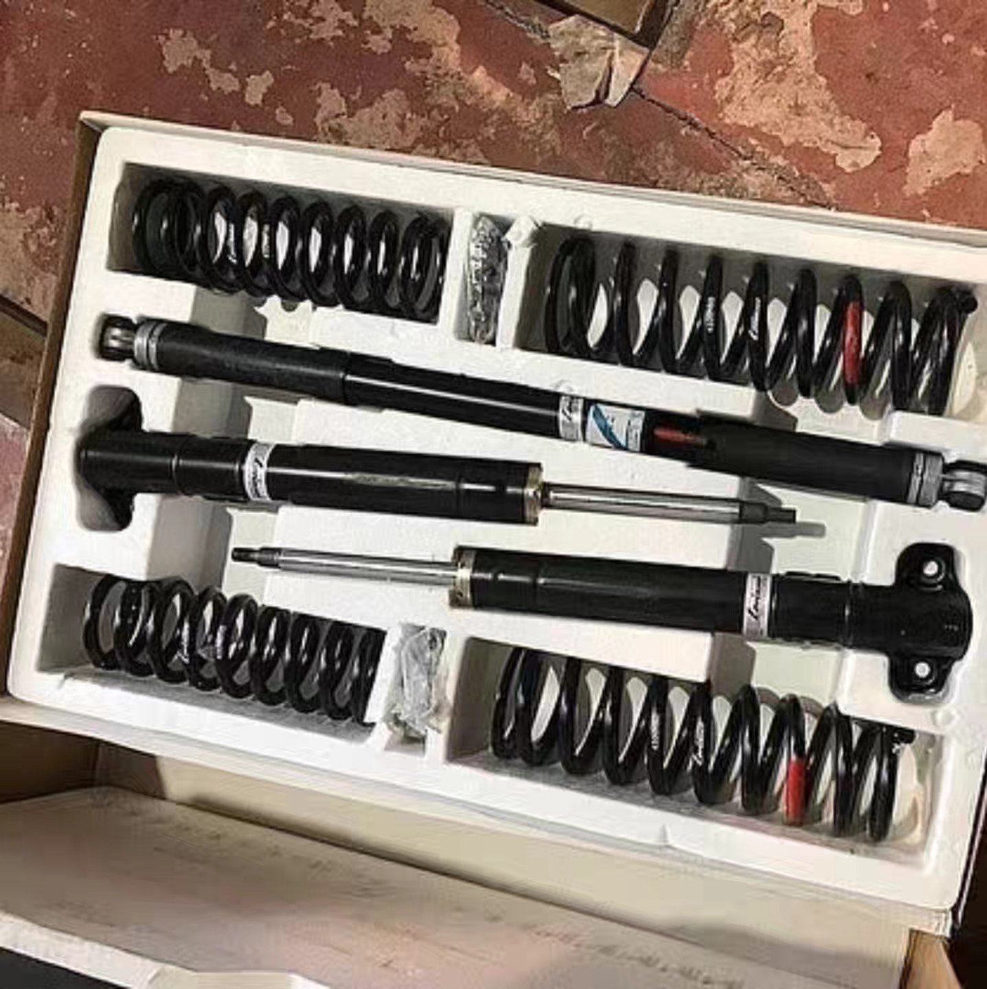 LORINSER W201 190E Suspension Kit – Genuine Mercedes-Benz Parts