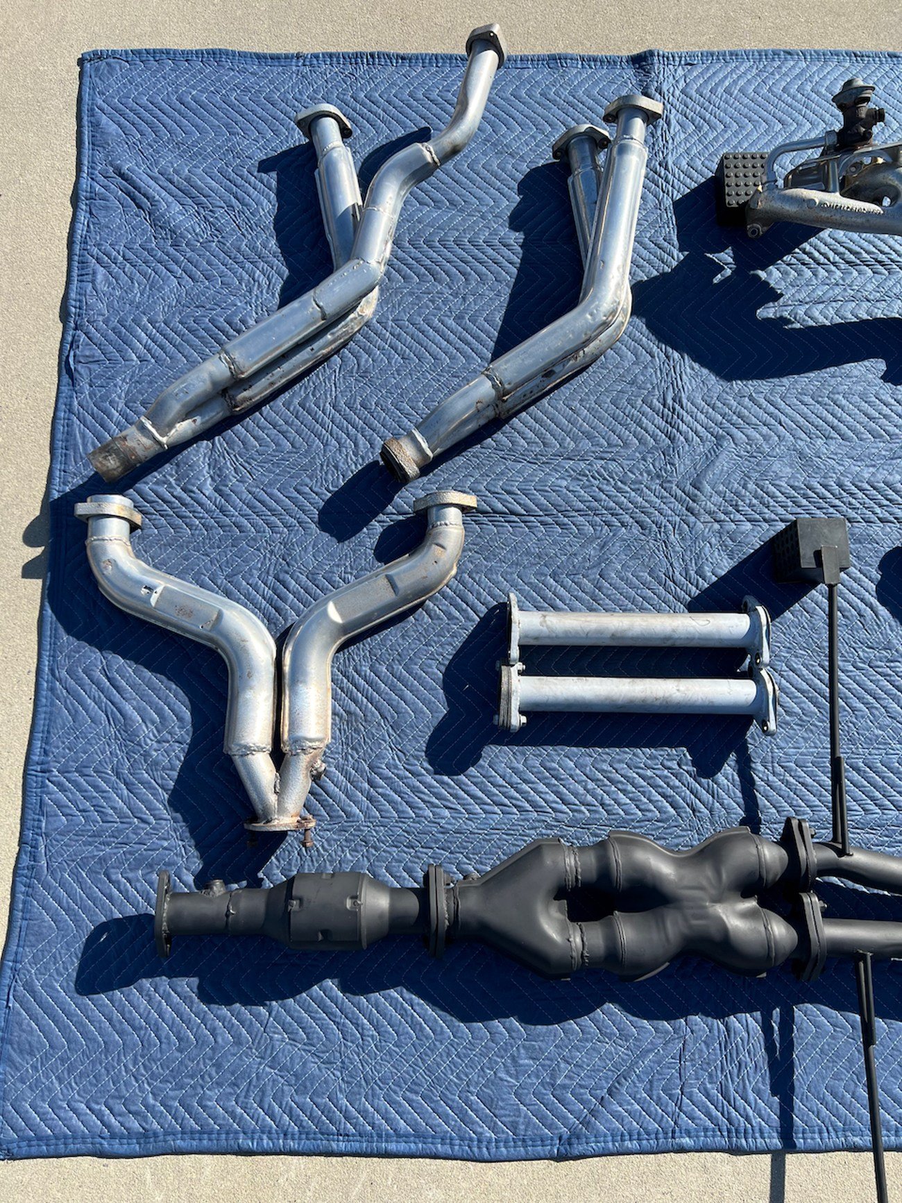 M117 Tri-Y Exhaust System for Mercedes-Benz W/C126 – Genuine Mercedes-Benz Parts