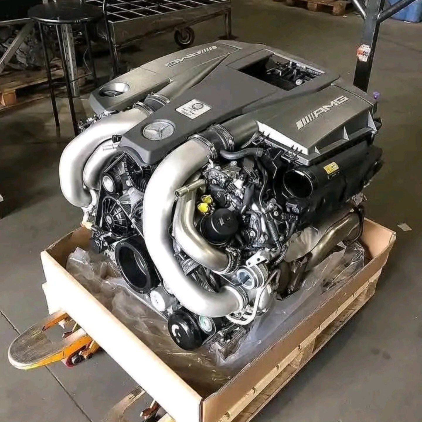 Mercedes-AMG M157 5.5L BiTurbo V8 Engine – Genuine Mercedes-Benz Parts