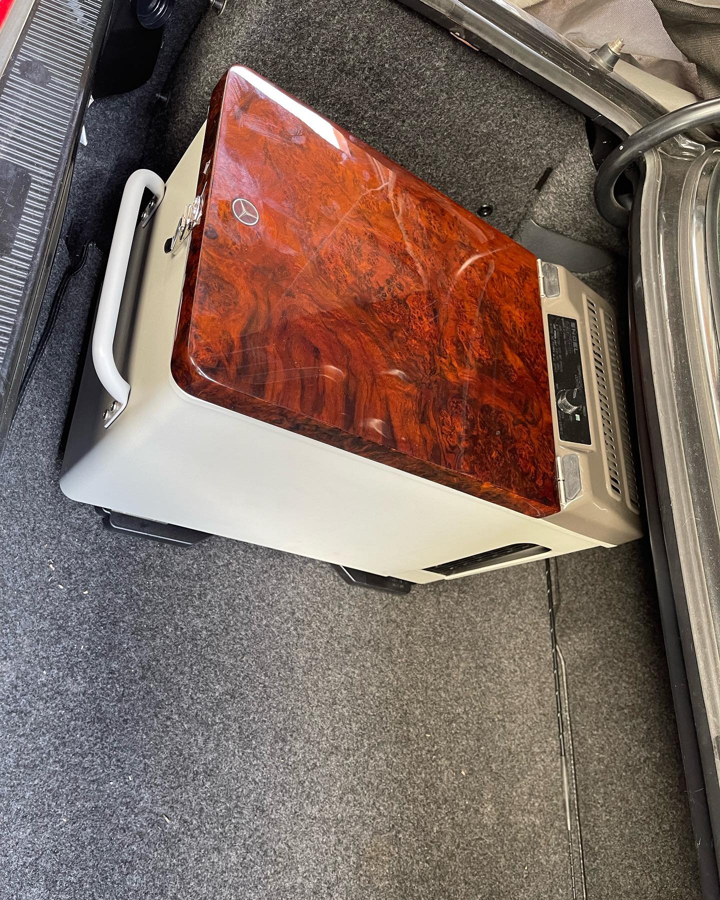 Mercedes-Benz Classic Car Refrigerator – Genuine Mercedes-Benz Parts