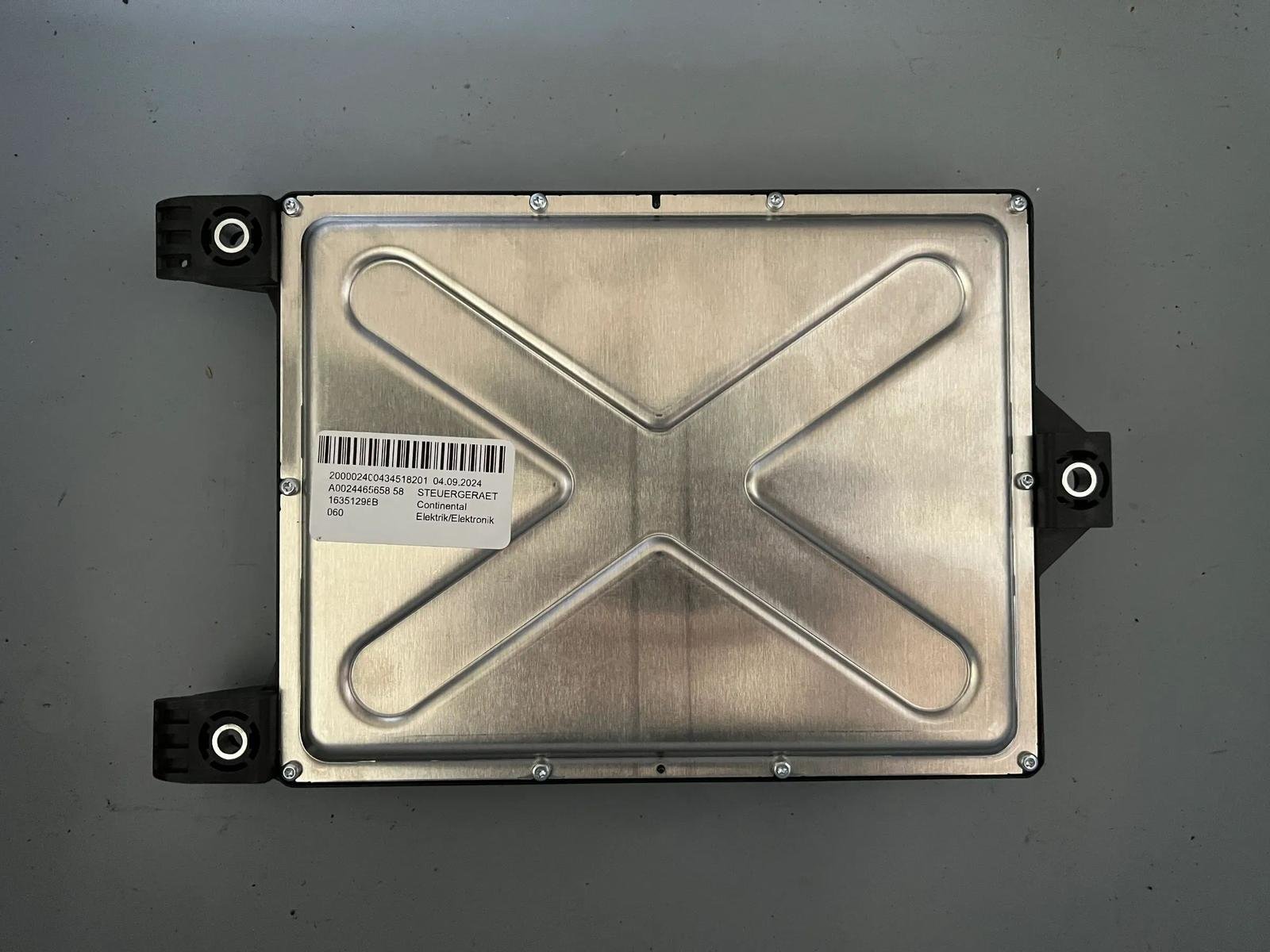 Mercedes-Benz Control Unit – Genuine Mercedes-Benz Parts