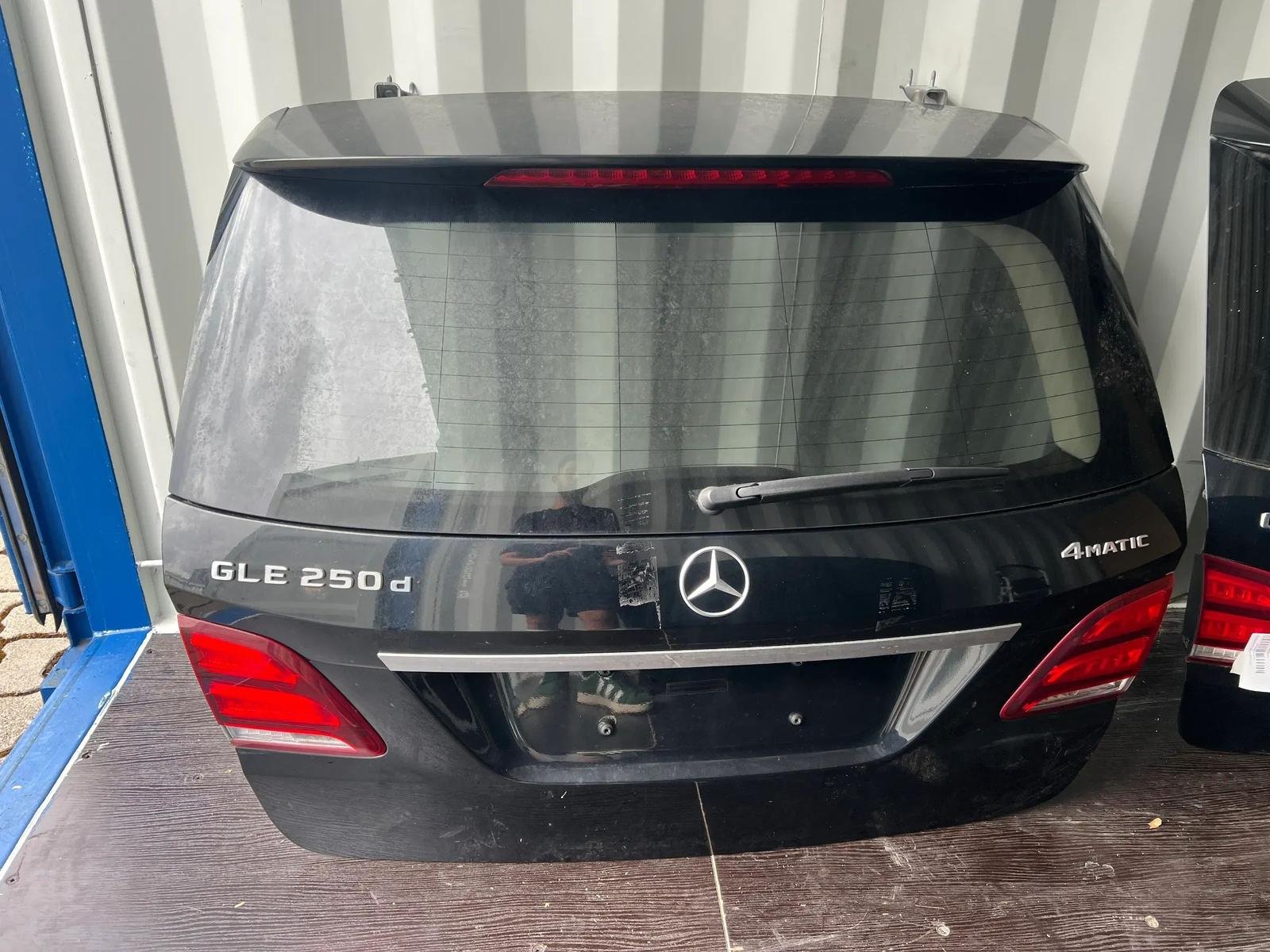 Mercedes-Benz GLE W166 Rear Tailgate – Genuine Mercedes-Benz Parts