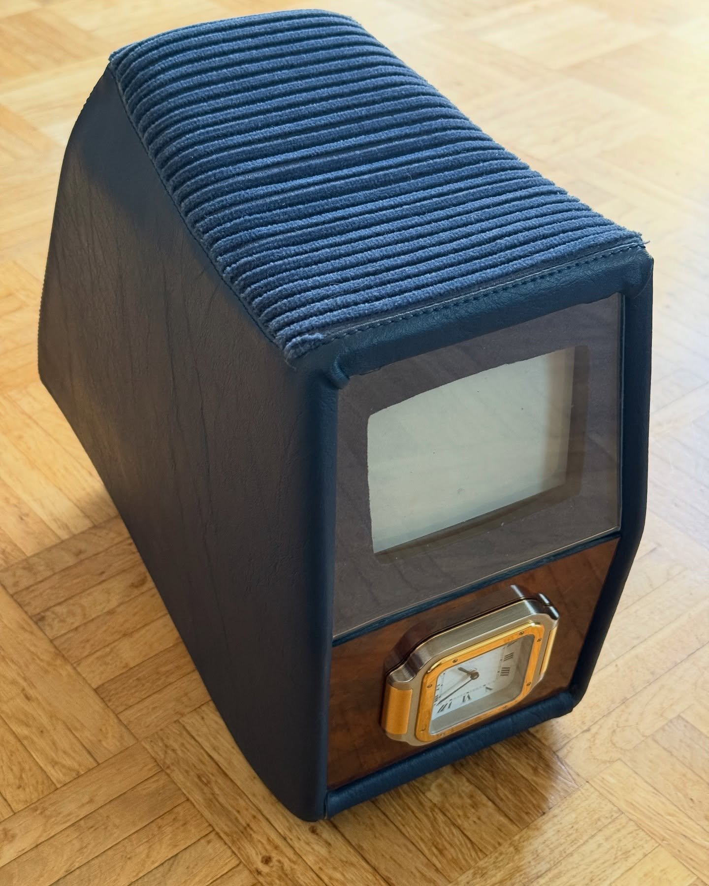 Mercedes-Benz OEM TV Screen & Authentic Cartier Watch – Genuine Mercedes-Benz Parts