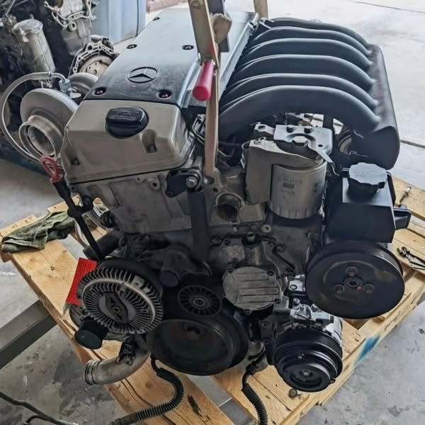 Mercedes-Benz OM606 Turbo Diesel Engine – Genuine Mercedes-Benz Parts