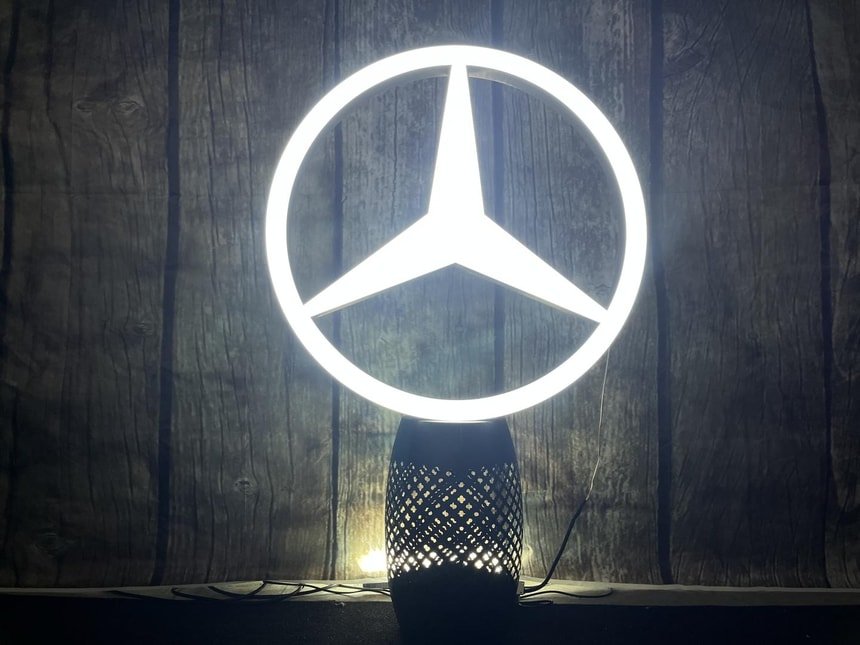 Mercedes-Benz Promotional Illuminated Star Logo Sign – Genuine Mercedes-Benz Parts