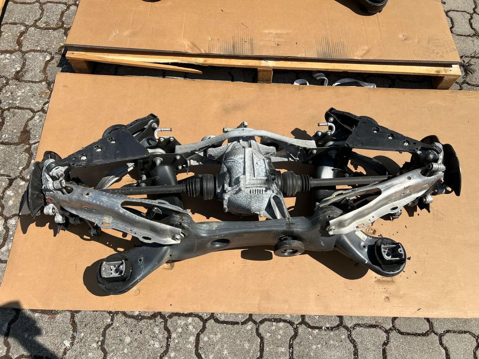 Mercedes-Benz S-Class W222 Rear Axle with Differential – Genuine Mercedes-Benz Parts