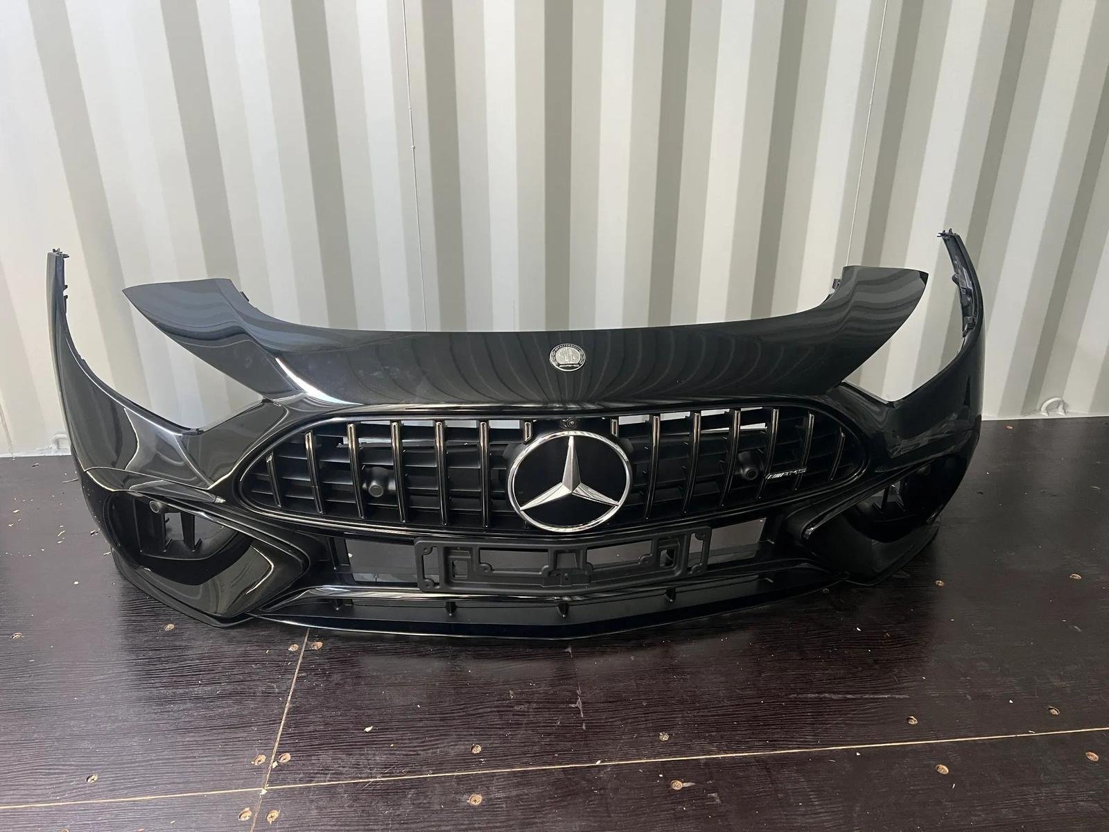 Mercedes-Benz SL63 AMG R232/W232 Front Bumper – Genuine Mercedes-Benz Parts
