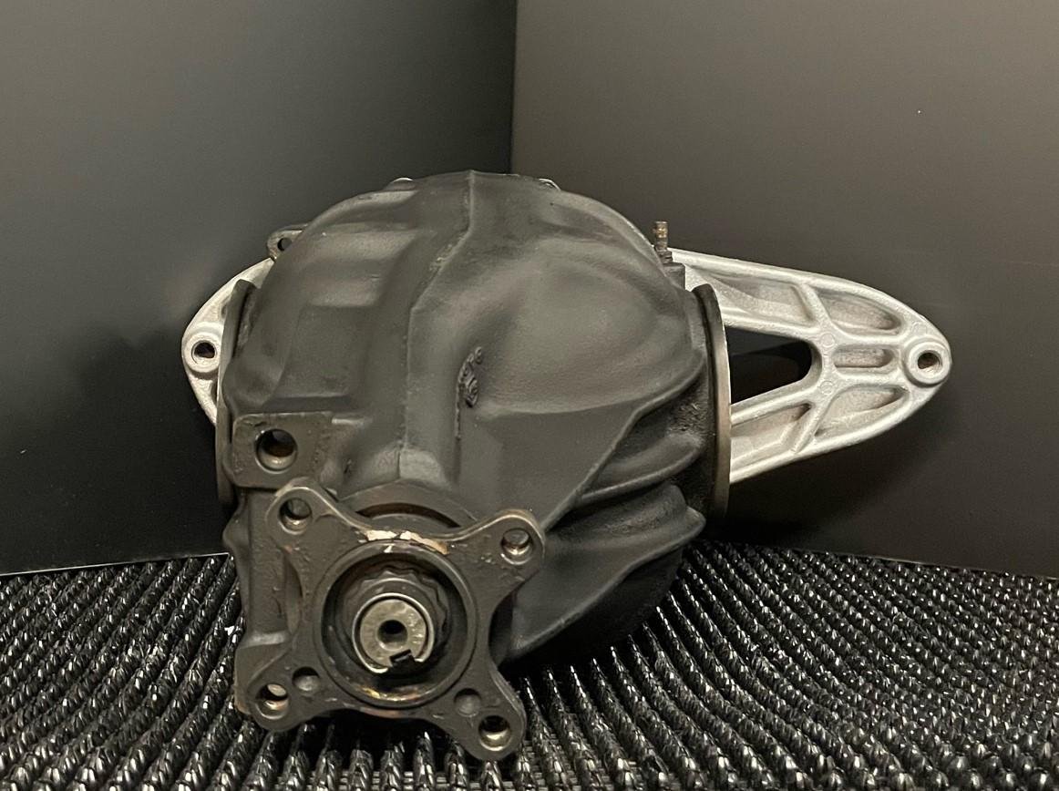 Mercedes-Benz Vito / Viano W639 Rear Axle Differential – Genuine Mercedes-Benz Parts