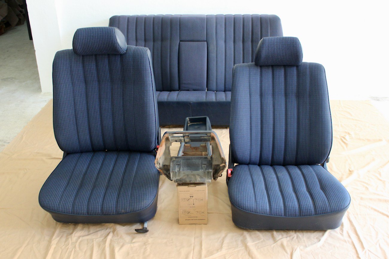 Mercedes-Benz W123 Interior Set – Genuine Mercedes-Benz Parts