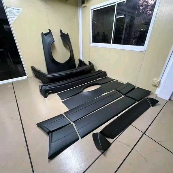 Mercedes-Benz W124 HAMMER Body Kit – Genuine Mercedes-Benz Parts