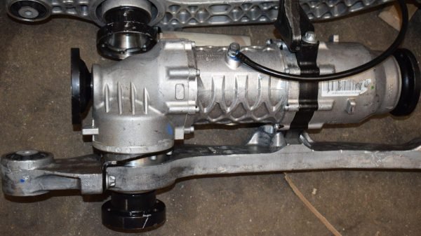 Mercedes-Benz W639 Vito / Viano 4x4 Rear Axle Differential - Genuine Mercedes-Benz Parts