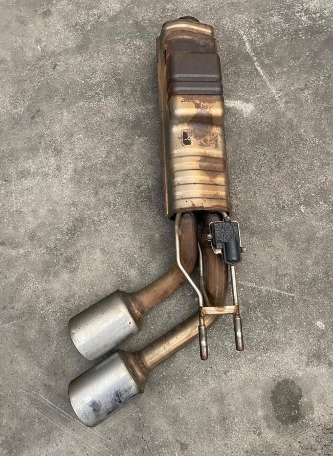 Mercedes G63 AMG Rear Exhaust System – Genuine Mercedes-Benz Parts