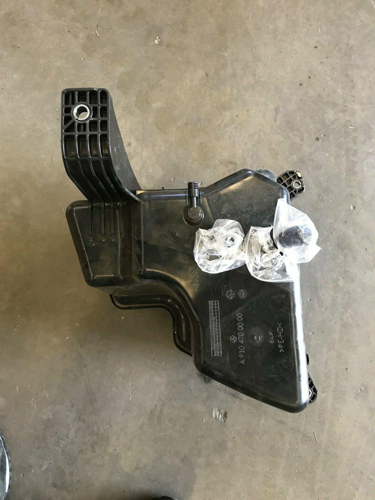 Mercedes Sprinter AdBlue tank – Genuine Mercedes-Benz Parts