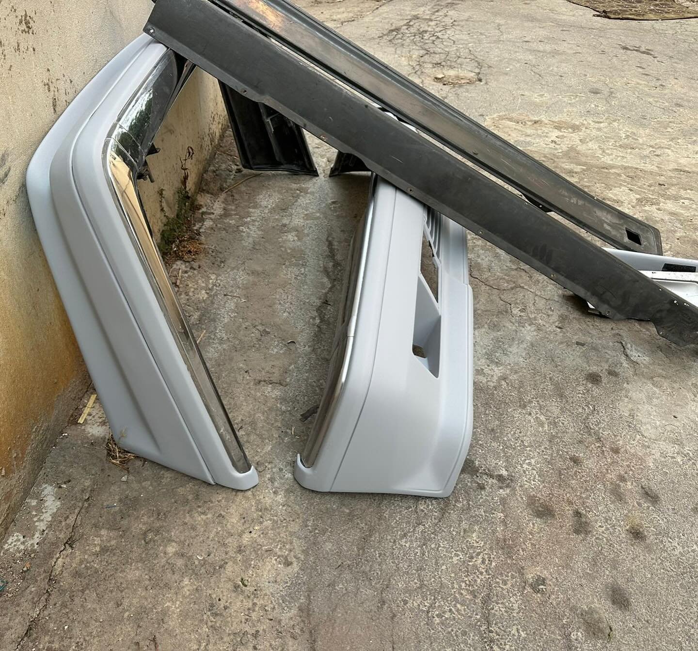 Original AMG W126 Gen 2 Body Kit – Genuine Mercedes-Benz Parts