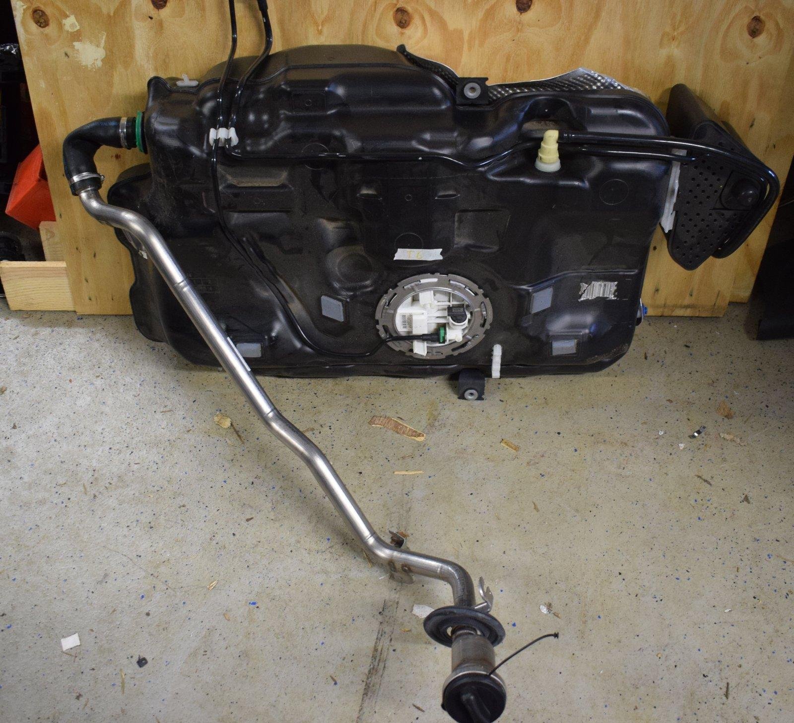 Original Mercedes-Benz Fuel Tank – Genuine Mercedes-Benz Parts