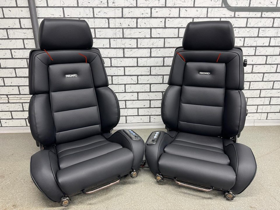 Original Recaro Classic C81 Seats – Genuine Mercedes-Benz Parts