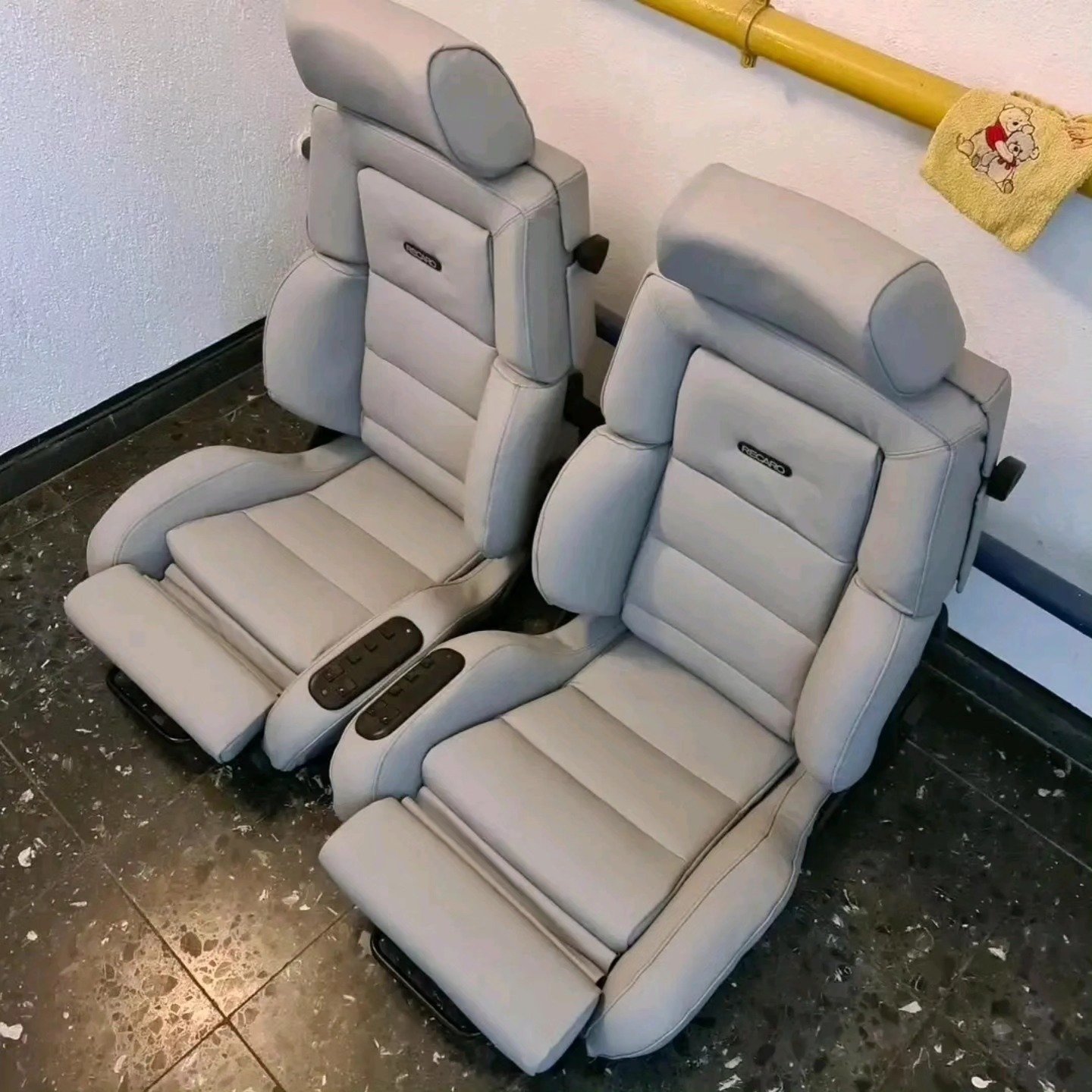 Original RECARO Classic Seats for Mercedes-Benz – Genuine Mercedes-Benz Parts