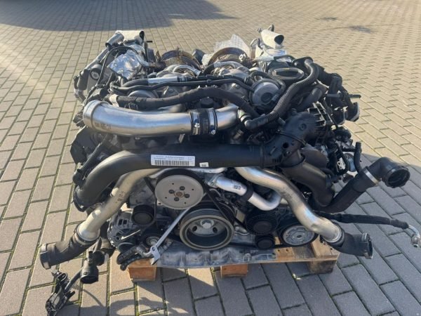 Porsche Macan GTS DGR Engine – Complete with Attachments - Genuine Mercedes-Benz Parts
