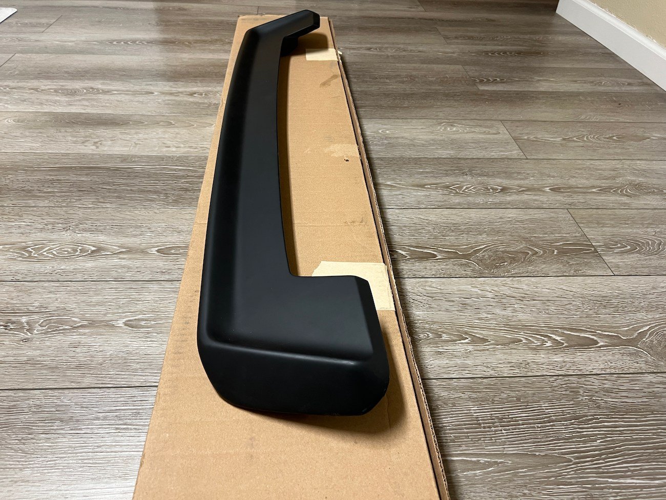 Premerger AMG S123 Wagon Spoiler – Genuine Mercedes-Benz Parts