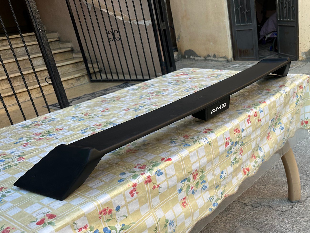 Premerger AMG W124 spoiler – Genuine Mercedes-Benz Parts