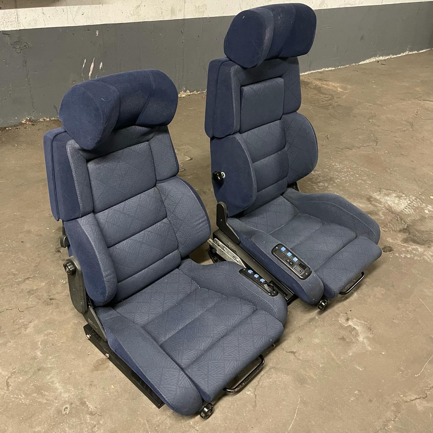Recaro C71 & C81 Classic Seats – Genuine Mercedes-Benz Parts