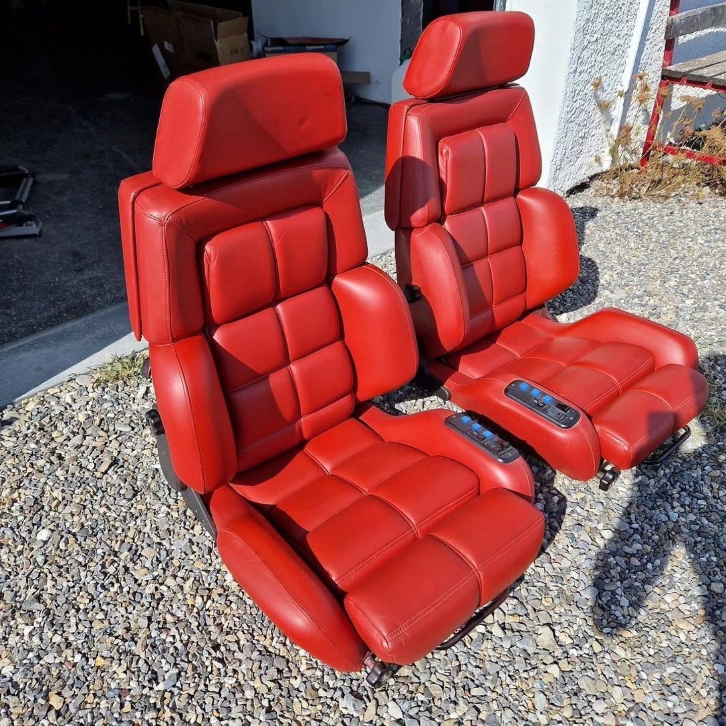 RECARO Classic C81 Seats in RED Leather – Genuine Mercedes-Benz Parts