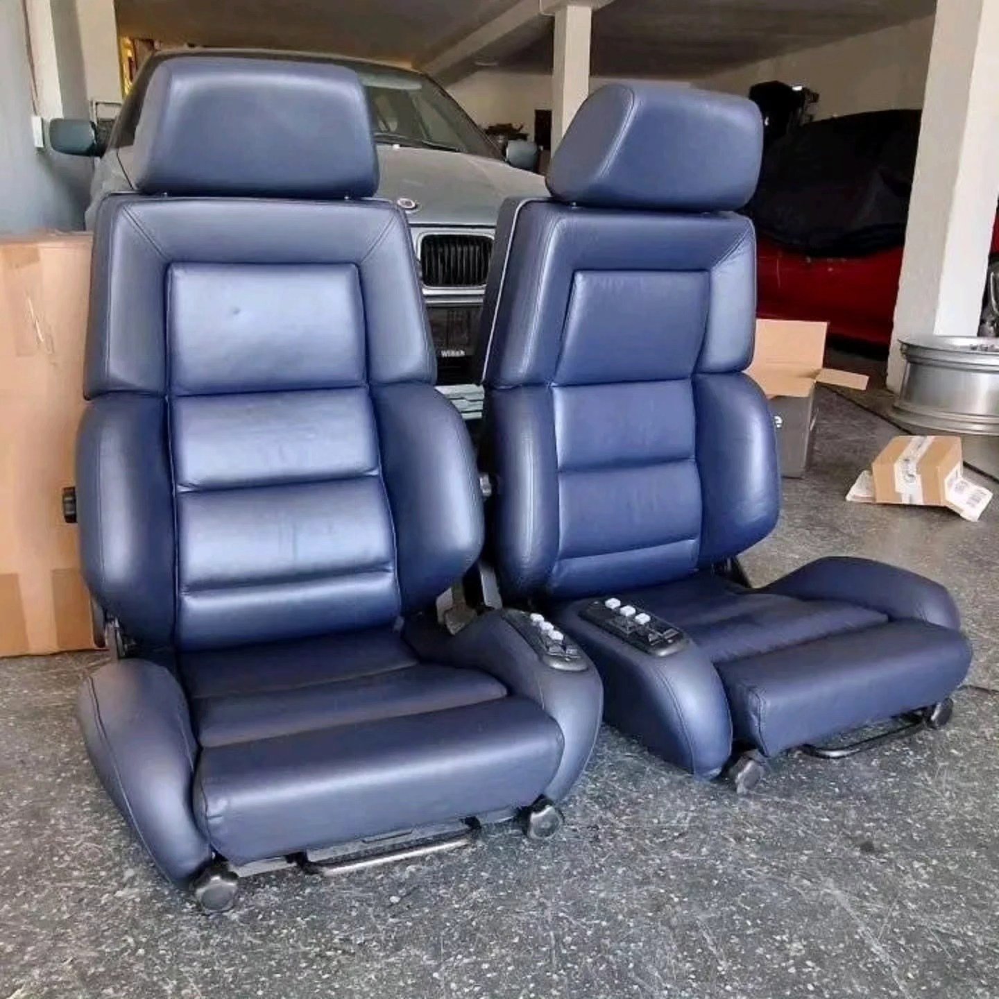 RECARO Classic Seats C81 – Genuine Mercedes-Benz Parts