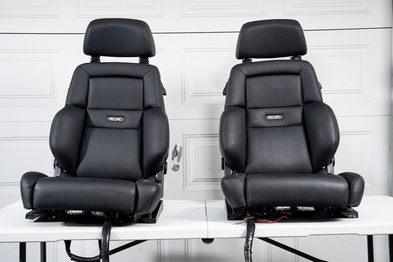 Recaro CSE Seats – Genuine Mercedes-Benz Parts