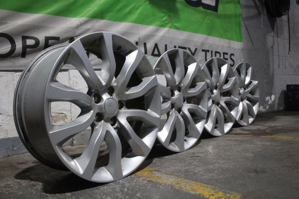 ► 4 x Original Range Rover Sport Felgen Alu 8,5x20 ET47 DK621007D