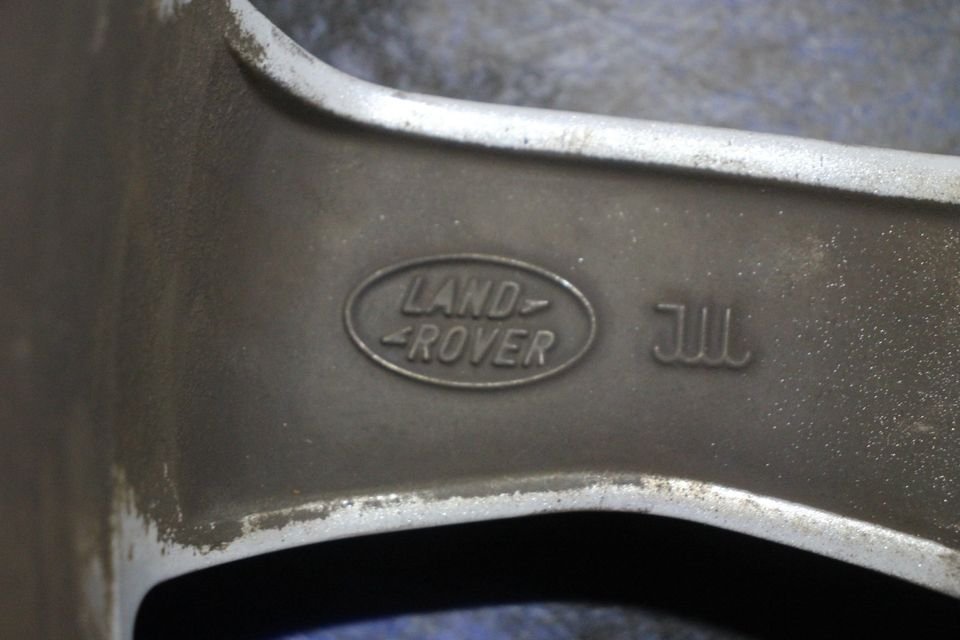 ► 4 x Original Range Rover Sport Felgen Alu 8,5x20 ET47 DK621007D