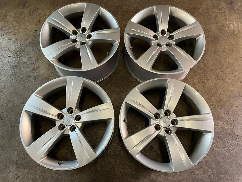 4x Original 19 Zoll Range Rover Velar Alufelgen Felgen J8A2-1007