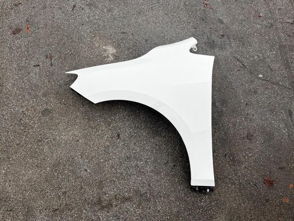 BMW 2er Active Tourer U06 Kotflügel Fender vorne Links Weiß