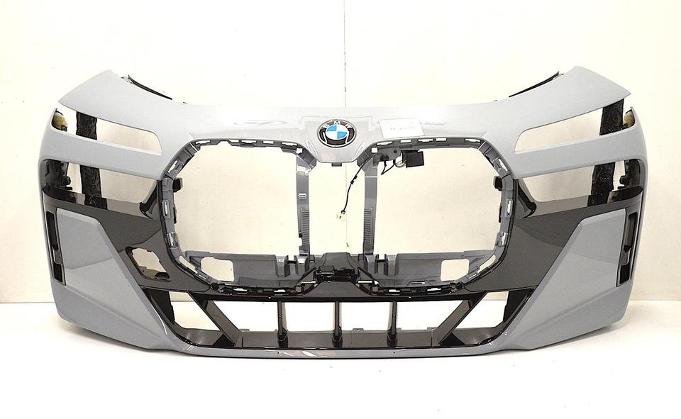 BMW 7er G70 M-paket Stoßstange Bumper vorne 5A45BF8 V520