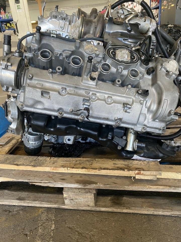 BMW F10 550i 650i Benzin Motor V8 N63B44B Engine 449 PS