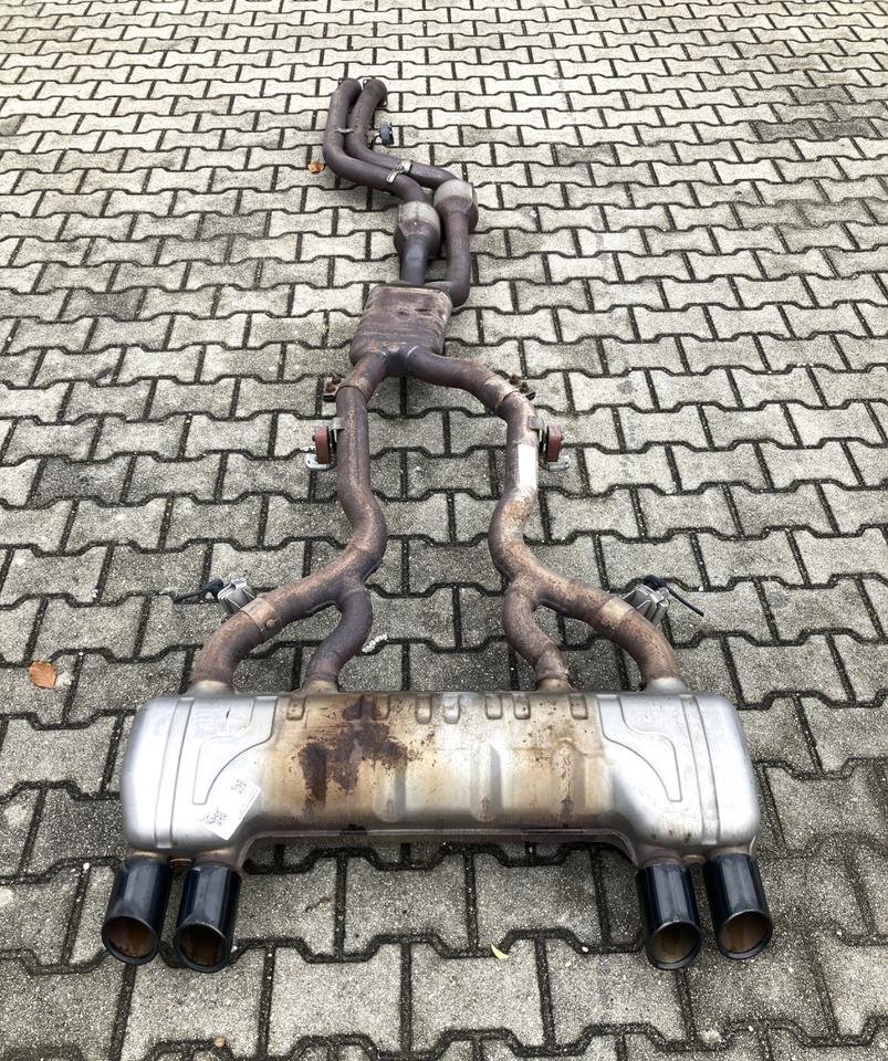 BMW M2 CS 2er F87 Auspuff Abgasanlage Exhaust Nachschalldämpfer