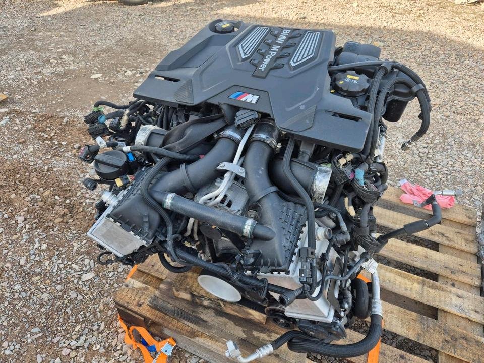 BMW M5 F90 M8 F92 Motor Engine S63B44 Katalysator Ladeluftkühler