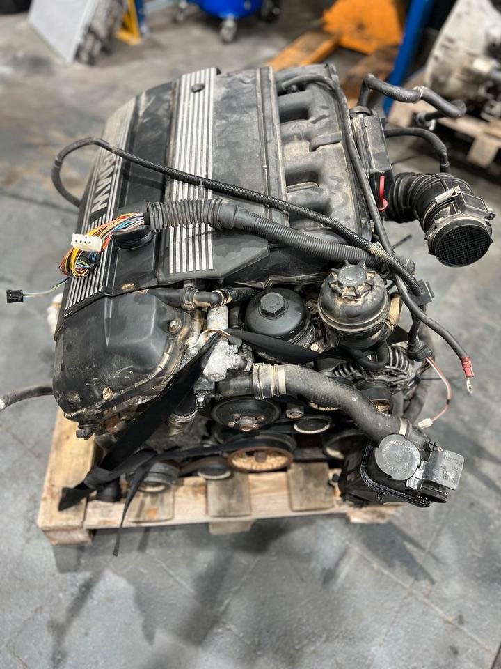 BMW M54B25 E46 325i Motor Engine