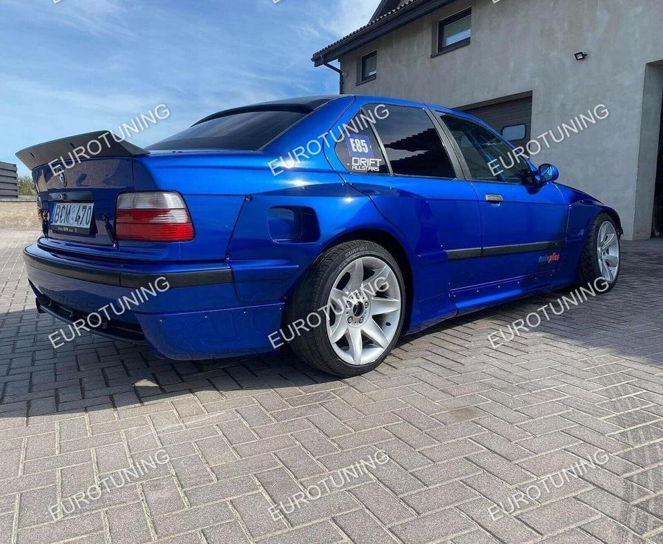 Kompletter Wide Bodykit für BMW 3 E36 LIMOUSINE