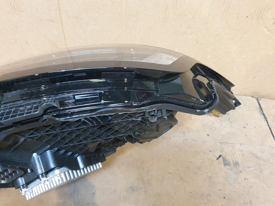 Land L460 Range Rover HIGH LED Scheinwerfer links M8E2-13W030-HP