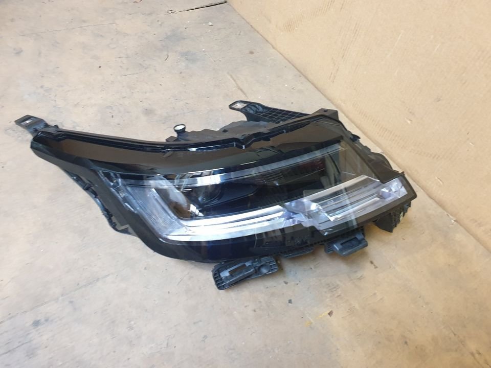 Land L460 Range Rover HIGH LED Scheinwerfer rechts M8E2-13W029-HN