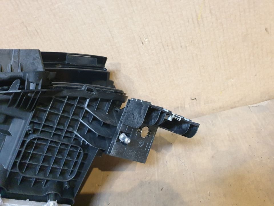 Land L460 Range Rover HIGH LED Scheinwerfer rechts M8E2-13W029-HN